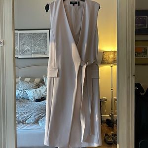 Theory crepe wrap dress/vest, size 4. Cream.